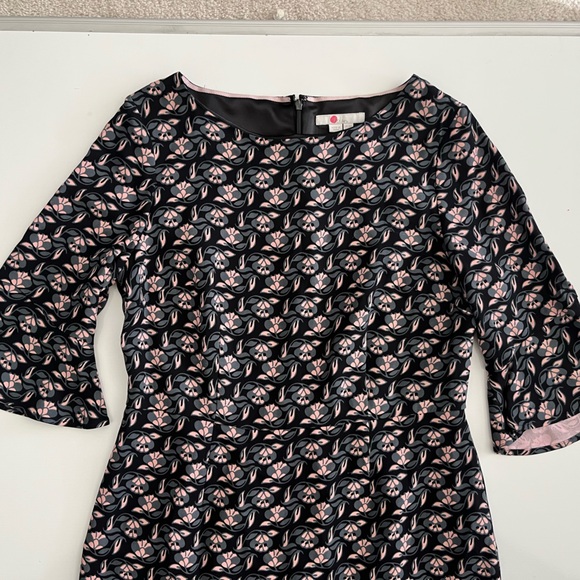 Boden floral Patterned flippy pencil dress - Picture 4 of 14
